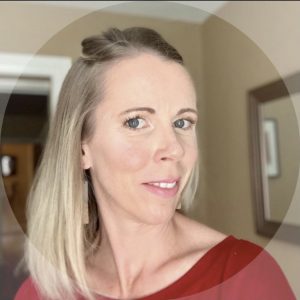 Portrait of Board Member Tracey Heinrick